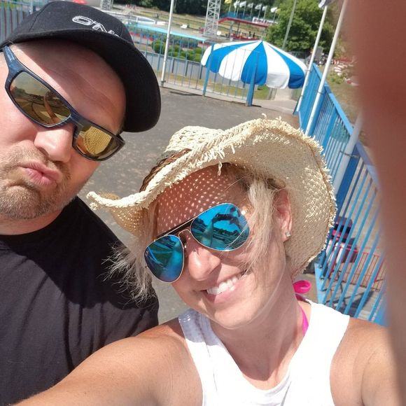 Meet your Posher, Jen - Picture 1 of 1